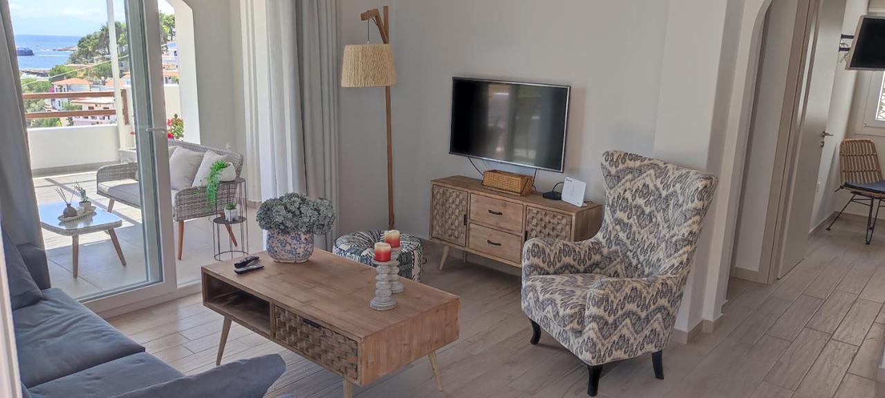 Votsi  Aegean Suites מראה חיצוני תמונה